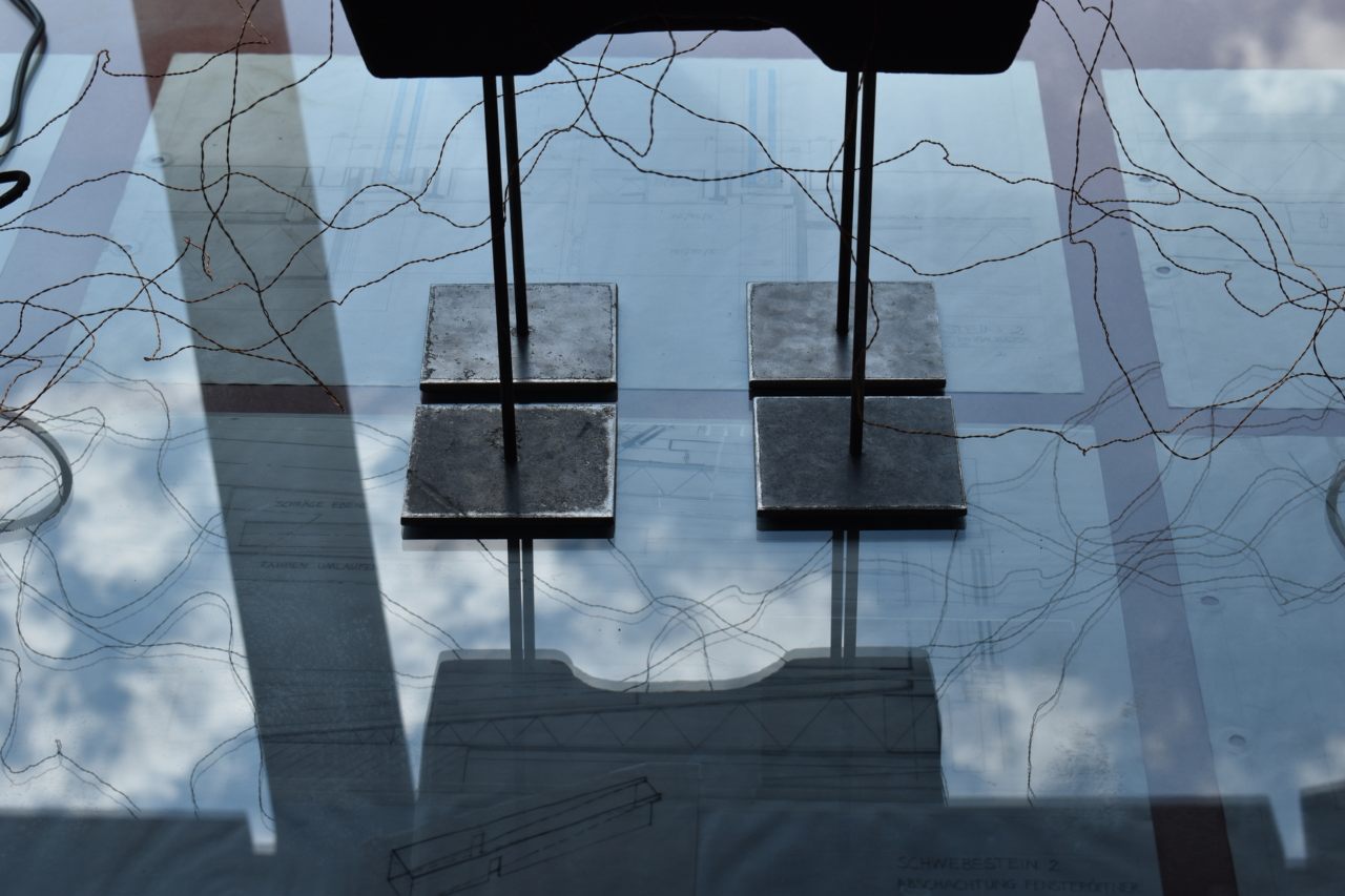 detail of sound installation Reticule (cliché) by Hanns Holger Rutz