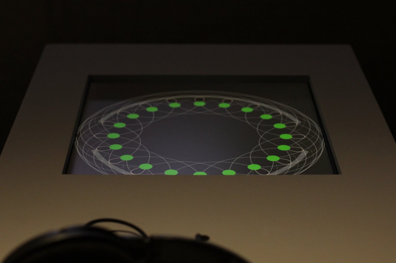 audio-visual piece by Ludvig Elblaus