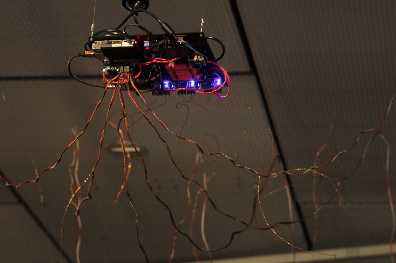 detail of the Reticule sound installation by Hanns Holger Rutz